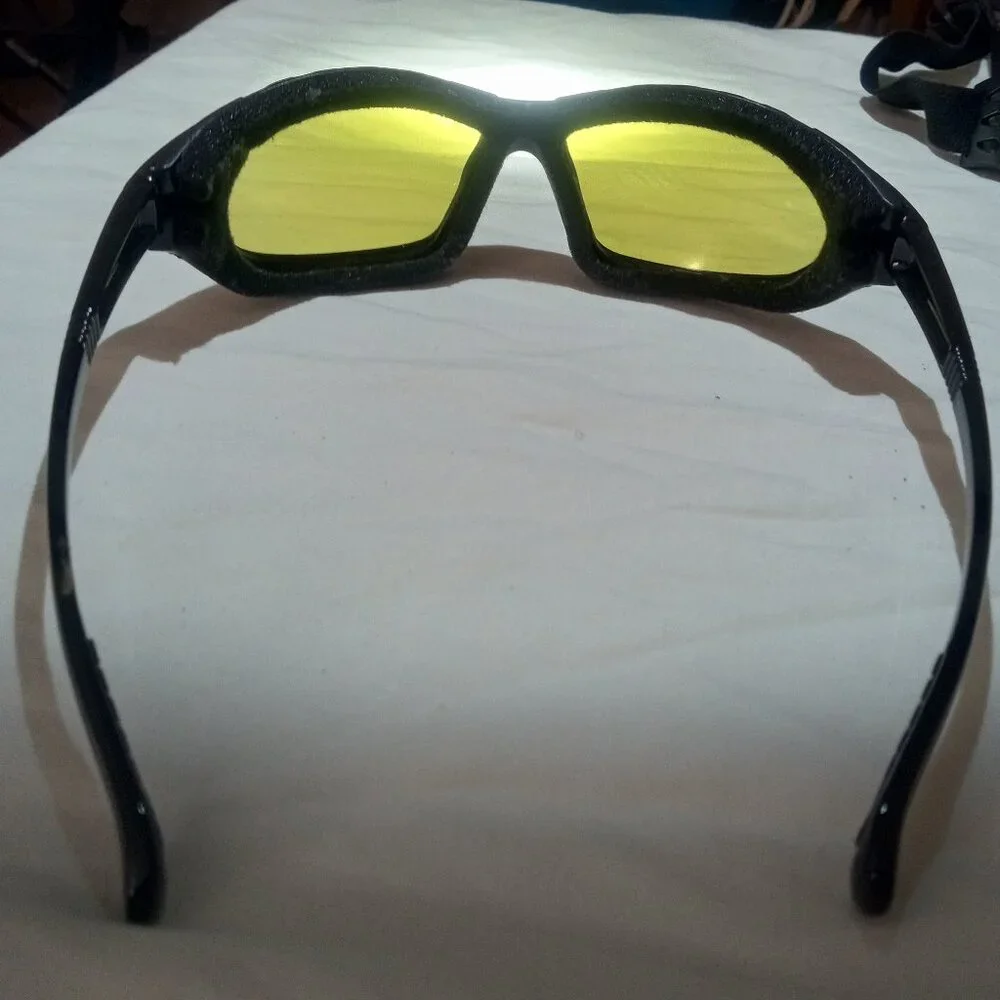 Tinted Riding glasses - Picture 2 of 3